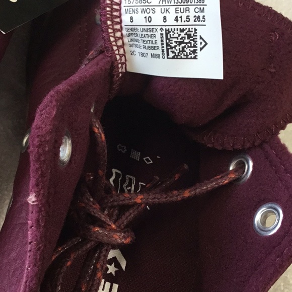 Converse WOMEN'S Chuck Taylor with Thermal Lining - Picture 7 of 7